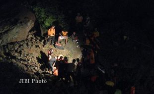 KARANGANYAR LONGSOR: Bencana di 3 Lokasi, Jasad Wagiem Belum Ditemukan