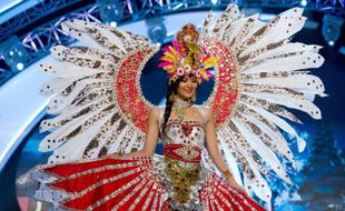 MISS UNIVERSE 2012: Inilah Perancang Kostum Garuda Maria Selena