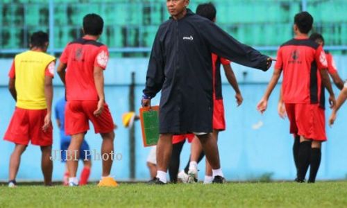 INTER ISLAND CUP 2012: Hadapi Persipura, RD Khawatirkan Kebugaran Pemain