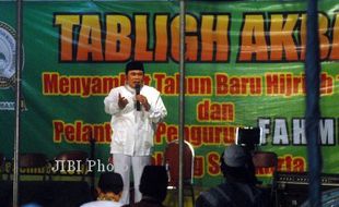 RHOMA IRAMA CAPRES: Bersaing Kandidat Lain di PKB, Rhoma Jalin Konsolidasi