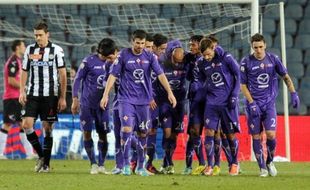 Lolos ke Perempatfinal, Fiorentina Tantang Roma 