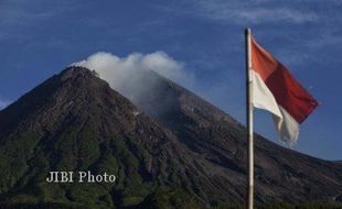 4 PENDAKI UGM DITEMUKAN: Tahun Baru, Pendakian Merapi-Merbabu Tetap Dibuka