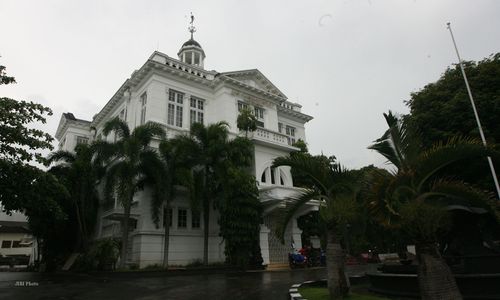 Pengalihfungsian Gedung Lama BI Solo untuk Museum Belum Pasti