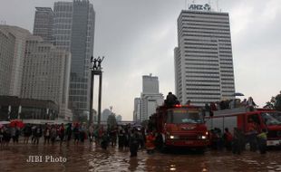 JAKARTA BANJIR: Darurat, 94.624 Jiwa Mengungsi!