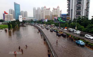 Curah Hujan Tinggi Hingga Februari