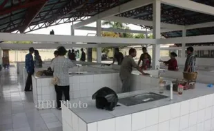 RENOVASI 7 Pasar di Kulonprogo Kian Tak Jelas