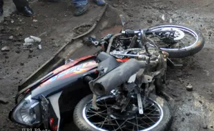 KECELAKAAN BANTUL : Ditinggal ke Sawah, Motor dan Sepeda Hancur Tertabrak