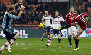 LIGA ITALIA: Tundukkan Bologna 2-1, Milan Naik Peringkat