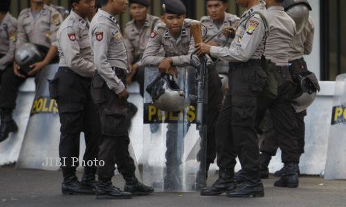 PERANGKAT DESA SELINGKUH: Polisi Jaga Balaidesa Miri