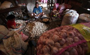 Harga Bawang Putih di Solo Tembus Rp36.000/kg