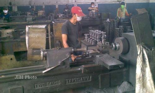 Toyota Lirik Industri Logam Tegal