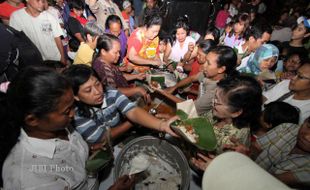 BEREBUT BUBUR