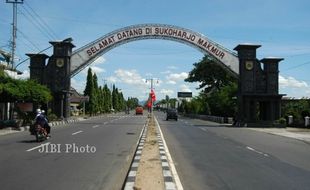 Pembangunan Pasar Ir Soekarno Belum Selesai, Pedagang Kian Rugi