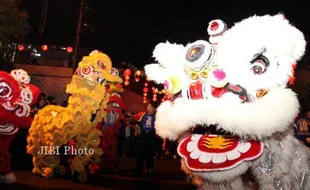 HARI RAYA IMLEK : UAJY Gelar Parade Barongsai