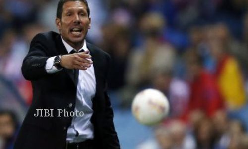 Simeone Ngebet Jadi Pelatih Nerazzurri