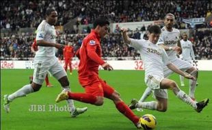 Jadwal Siaran Langsung, Pekan Ini (16-18/2/2013) : Liverpool Ditantang Swansea, Arsenal dan City Fokus Piala FA 