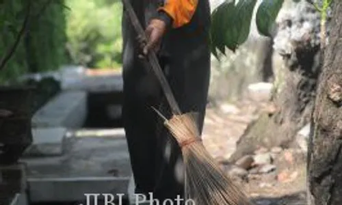  Banyak Warga Tak Bayar Retribusi Sampah