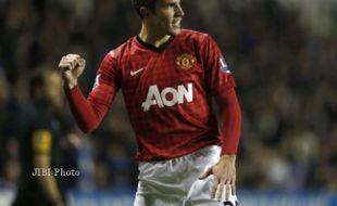 MU VS SOTON : Van Persie Bawa United Unggul 1-0