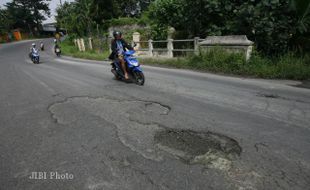 KERUSAKAN JALAN