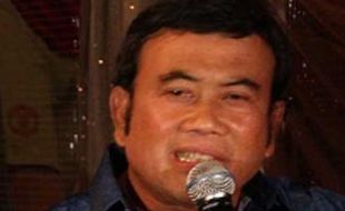 KAMPANYE PKB : Besok Siang, Rhoma Irama Goyang Lapangan Nglorog Sragen