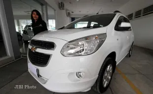 MOBIL TERBARU CHEVROLET SPIN