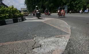 PENATAAN KORIDOR JENSUD: Pemkot Akui Proyek Ornamen Jalan Tak Maksimal