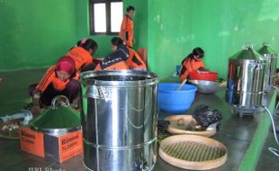 PELATIHAN PEMBUATAN ABON IKAN