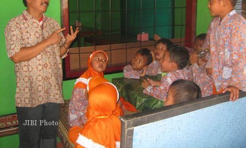 MURID TK AISYIYAH Karangasem Belajar Wirausaha