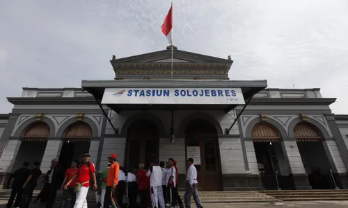 20 Pengasong Terjaring Razia di Stasiun Jebres Solo