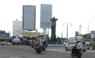 PERTIGAAN PALUR