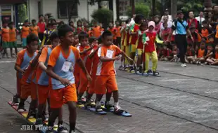 LOMBA OLAHRAGA TRADISIONAL ANAK