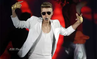 ALBUM BARU : Lagu Teranyar Bieber Meluncur 28 Agustus 2015