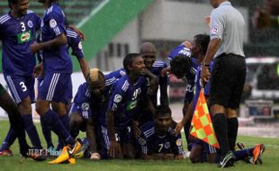 PIAlA AFC 2013: New Radiant Tekuk Persibo 7-0