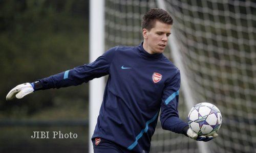 JELANG BAYERN MUNICH Vs ARSENAL: Wenger Istirahatkan Szczesny