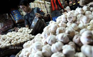 KOMODITAS PANGAN : Tekan Harga Bawang Putih, Operasi Pasar Segera Digelar