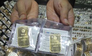 Harga Emas Antam Naik Rp1.000/Gram Jadi Rp562.000