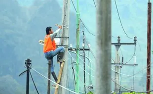 Panas Bumi dan Air Paling Cocok untuk Pembangkit di Indonesia