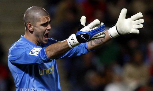 CEDERA PEMAIN: Valdes Out Hingga Akhir Tahun