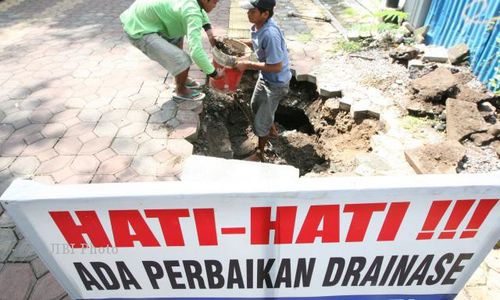 Pembangunan Gedung di Jogja Ganggu Saluran Drainase