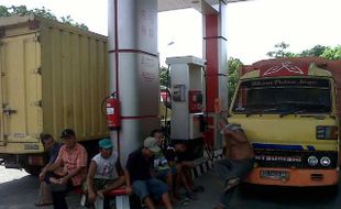 Dilarang Lewat Pantura selama PPKM, Sopir Truk Minta Diskon Tarif Tol