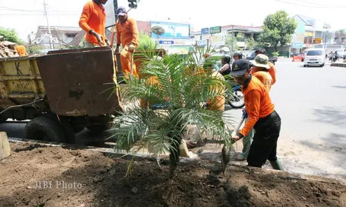 PEMBANGUNAN TAMAN