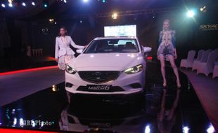 PELUNCURAN MAZDA 6