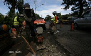 PENAMBALAN JALAN H IR JUANDA