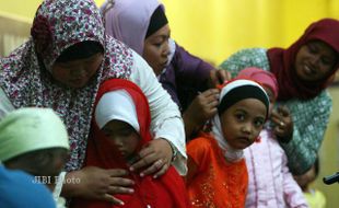 LOMBA KENAKAN JILBAB