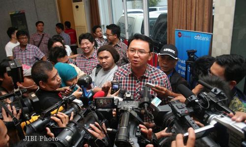 PEMILU 2014 : Dekat dengan Pimpinan PDIP, Ahok Ngaku Masih di Gerindra