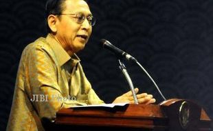 SIDANG KASUS CENTURY : Sejumlah Tokoh Saksikan Kesaksian Boediono