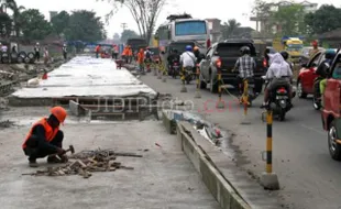 FLY OVER JOMBOR : Pembangunan Terkendala Lahan, Fly Over Jombor Timbulkan Macet