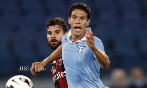 BURSA TRANSFER PEMAIN : Atletico Dikabarkan Goda Hernanes