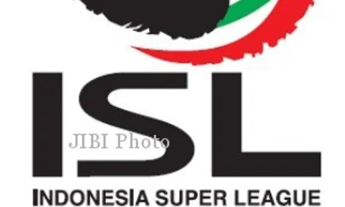 ISL 2013 : Menangi Derby Borneo, Mitra Kukar Ambil Alih Posisi Puncak