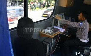 LAYANAN SIM ONLINE : Satlantas Polresta Solo Layani Perpanjangan SIM dari Luar Daerah